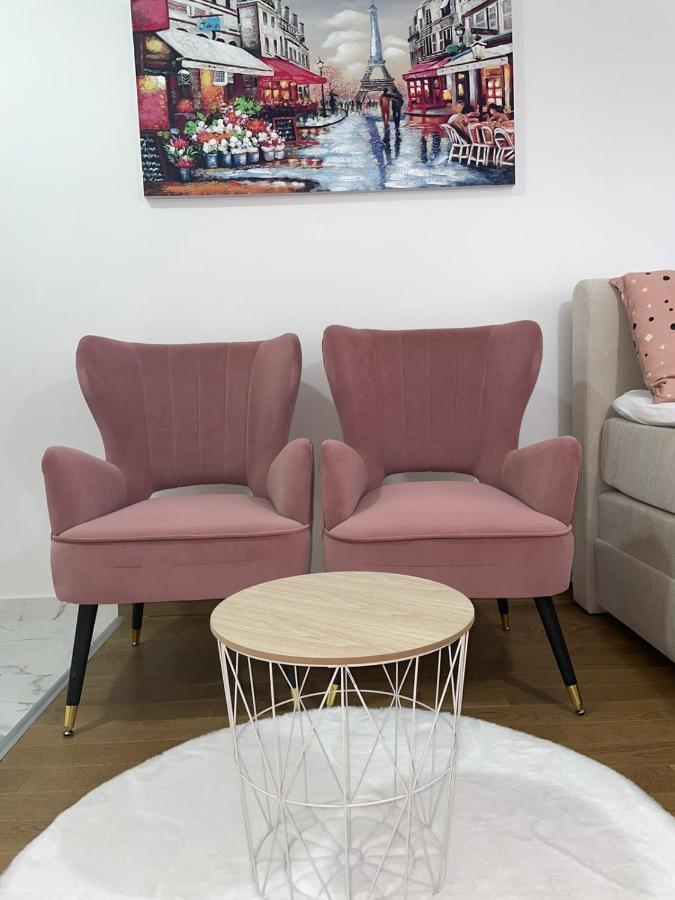 Apartamento Spring Deluxe Novi Sad Exterior foto